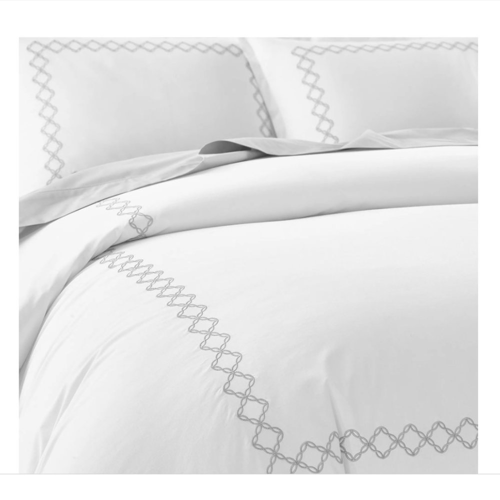 Sky Embroidered 3 Piece Percale King Duvet Cover and Shams Set WHITE
